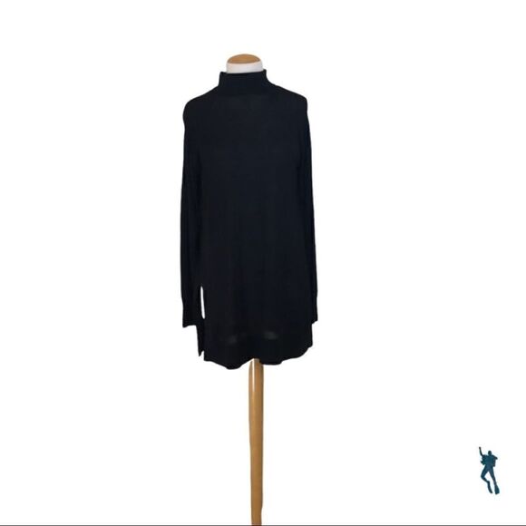 Darkly shear sweater. Mock neck.🚨🚨 STYLIST RECOMENDATION🚨🚨 - Picture 3 of 3